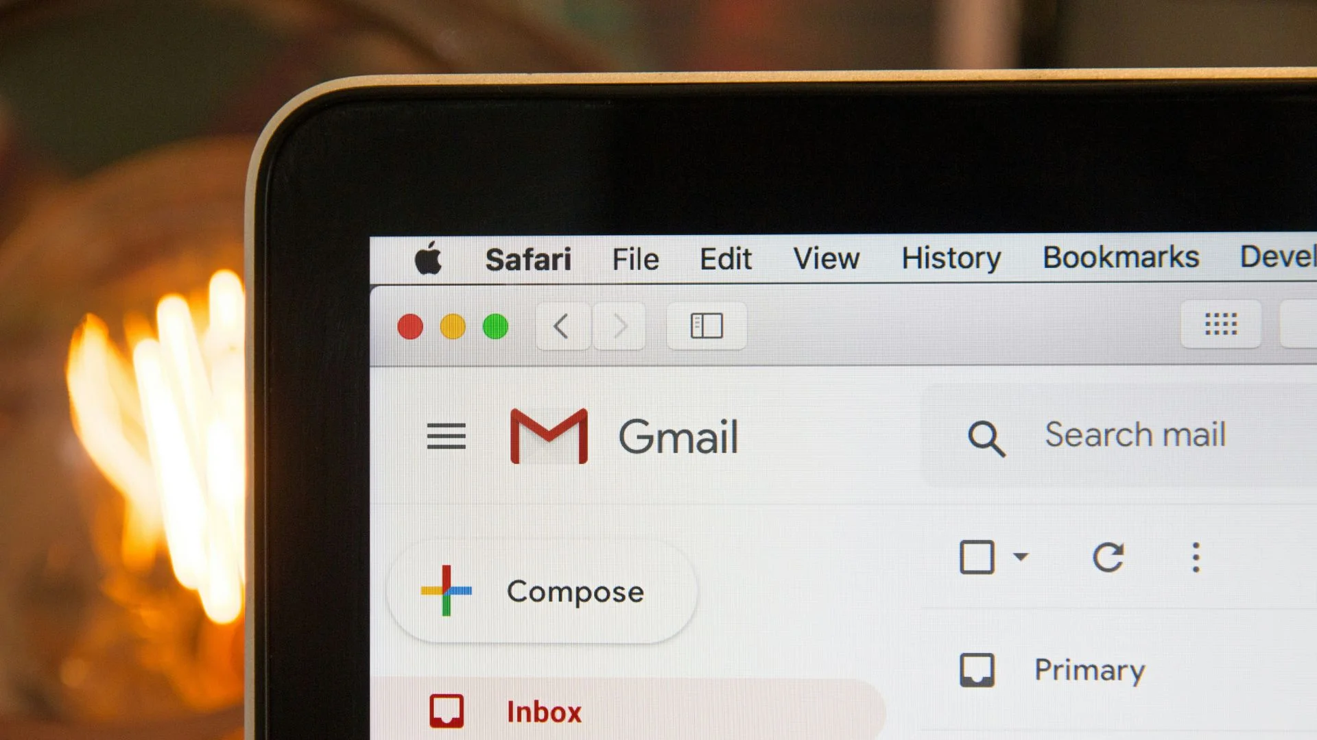 Das Bild zeigt das E-Mail-Programm Gmail.